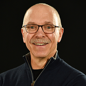 Portrait of author Richard DeFusco